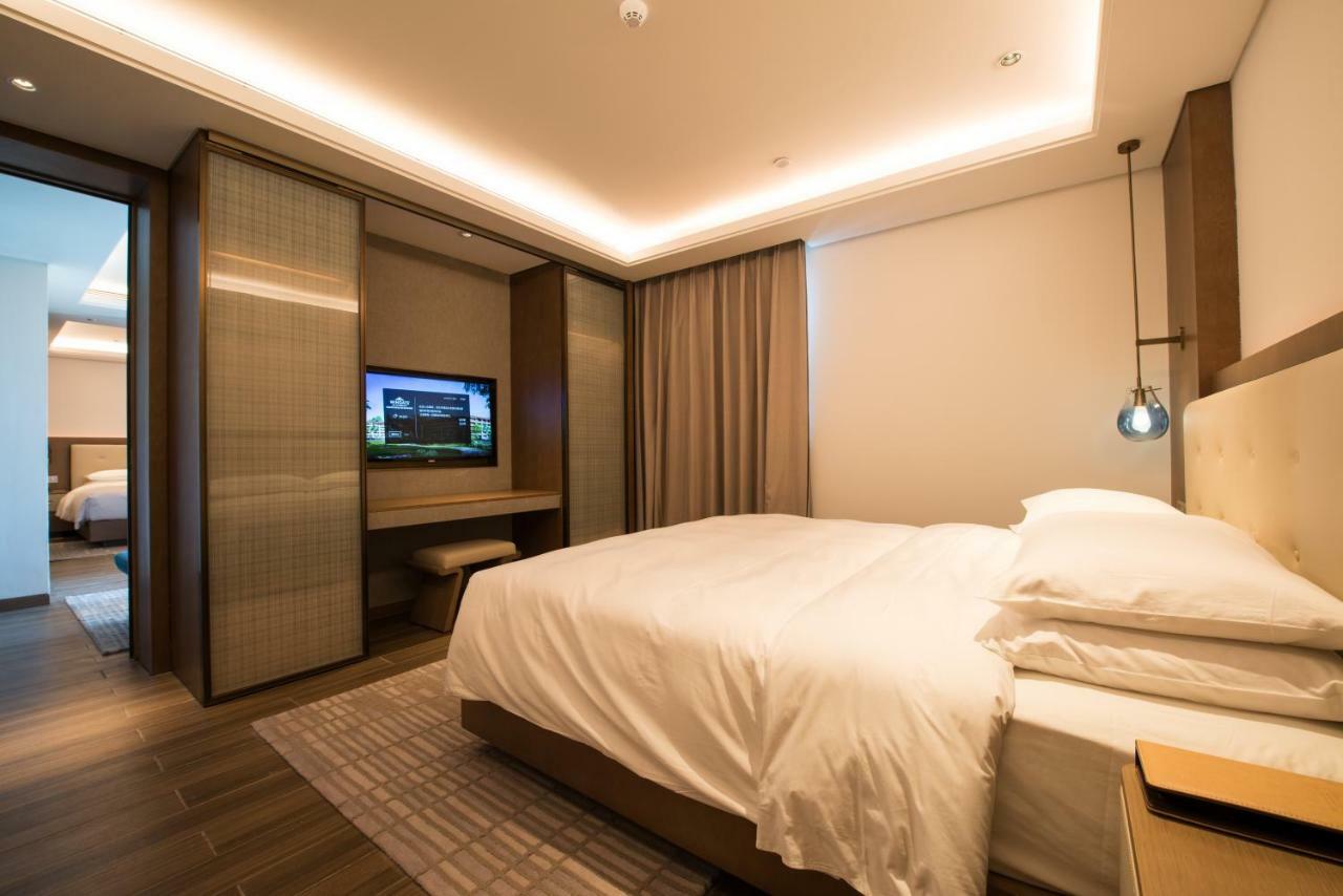 Wingate by Wyndham Hainan Chengmai Exterior foto