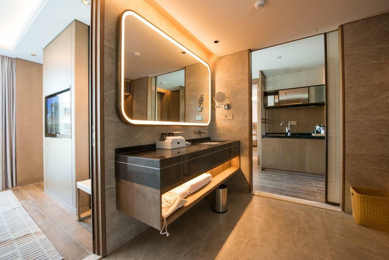 Wingate by Wyndham Hainan Chengmai Exterior foto